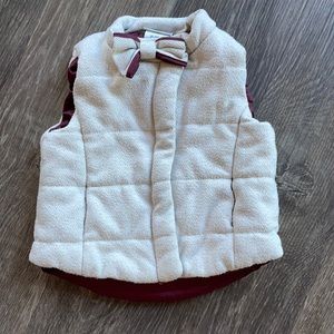 4/$20 Girls Max Studio Baby Puffy Vest Sz 18 mth